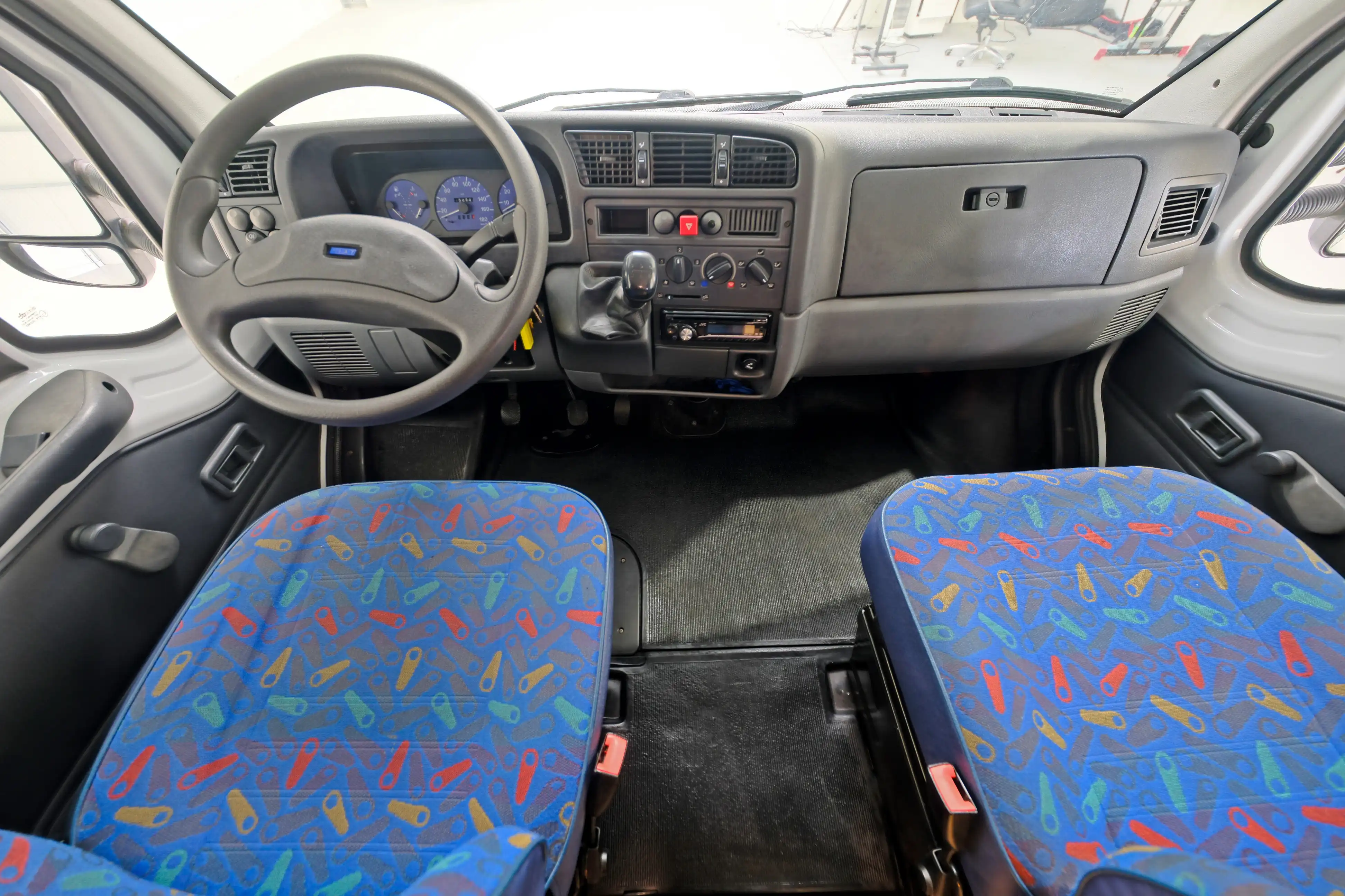 BUERSTNER A535 active 